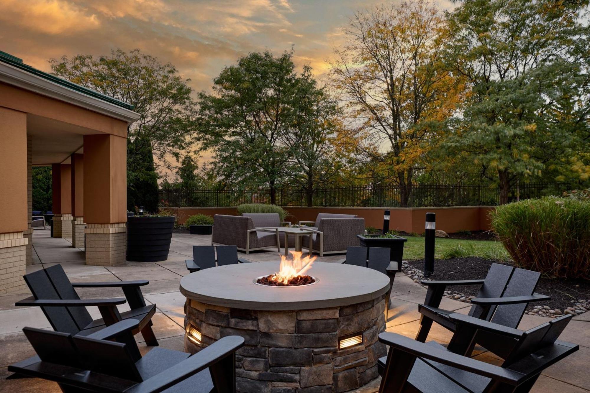 Courtyard Philadelphia Plymouth Meeting Hotell Exteriör bild